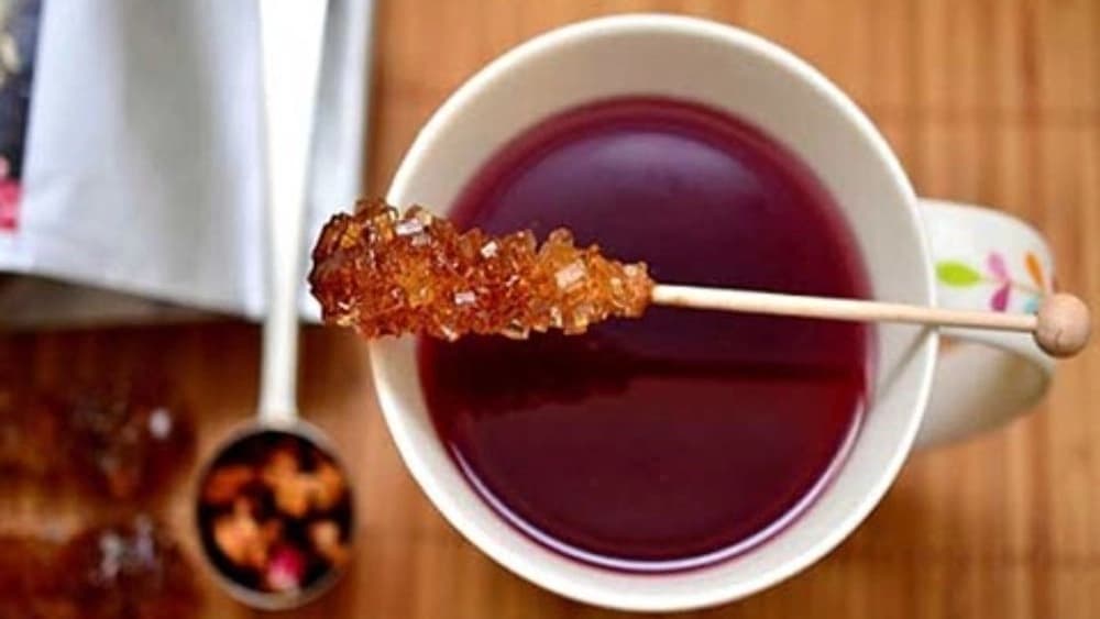 نبات قهواه‌ای نیشکر در نگارین پگاه